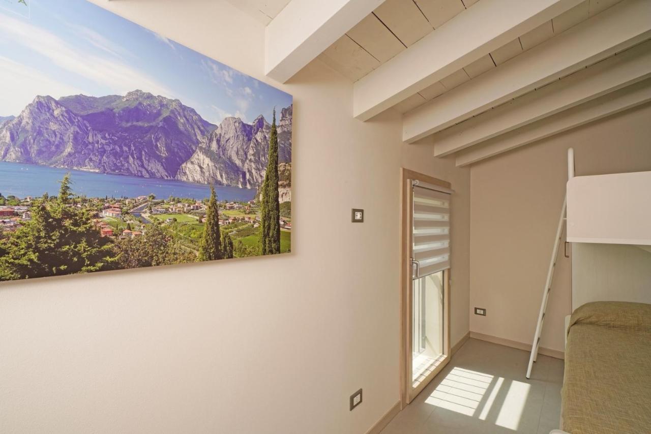 Gardaliva 5 Apartamento Manerba del Garda Exterior foto