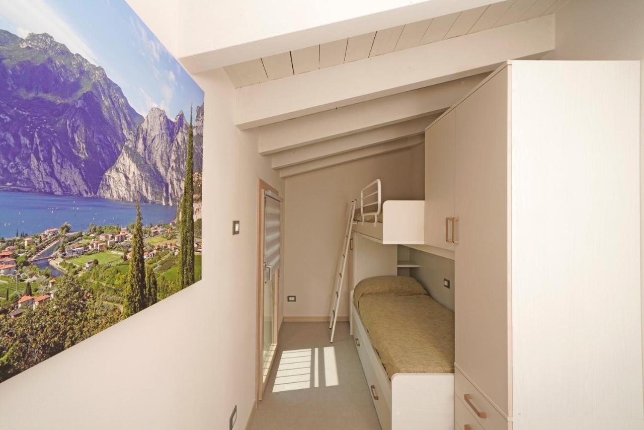 Gardaliva 5 Apartamento Manerba del Garda Exterior foto