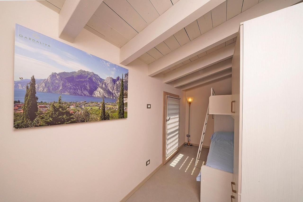 Gardaliva 5 Apartamento Manerba del Garda Exterior foto